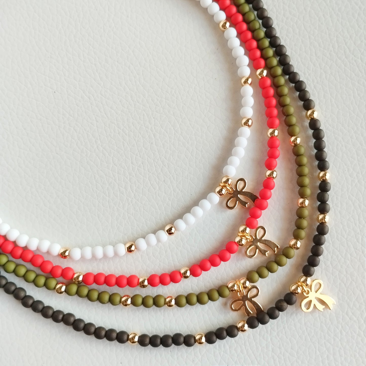 Collanina Fiocchetto